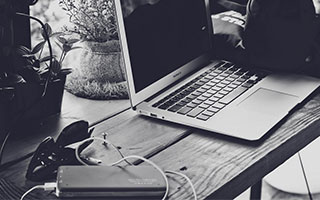 九游下载中心-男子仰泳铜牌到手令人振奋，男子仰泳世界纪录